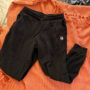 FILA joggers💫